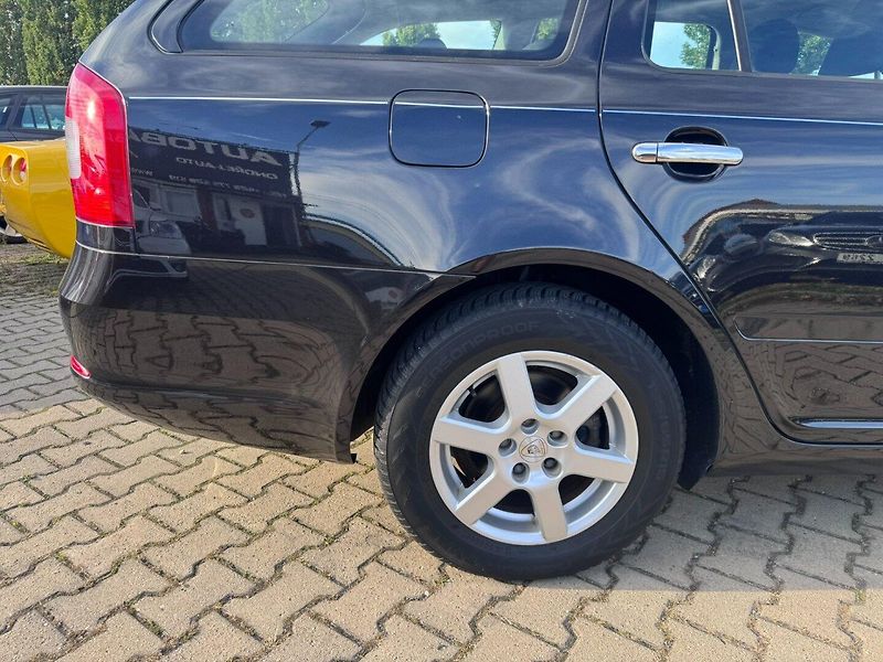 Škoda Octavia (2011) 1,4 TSI 90 KW 1. MAJ STK KM - fotka 16 z 46