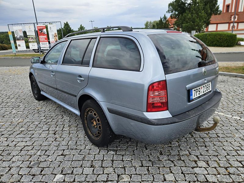 Škoda Octavia (2004) 2L BENZIN, SPLÁTKY  - fotka 9 z 22