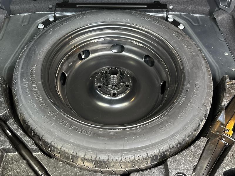 Volkswagen Tiguan R-Line 4MOT DSG - fotka 29 z 31