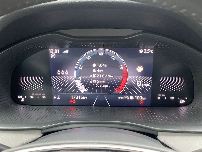 Škoda Kamiq (2024) 1.0 TSI Top Selection - fotka 7 z 34