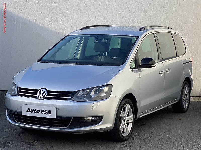 Volkswagen Sharan (2012) 2.0 TDi, Match, xenon - fotka 3 z 18