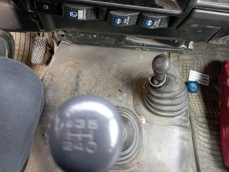 Toyota Ostatní (2009) HZJ 5 místná - fotka 31 z 31