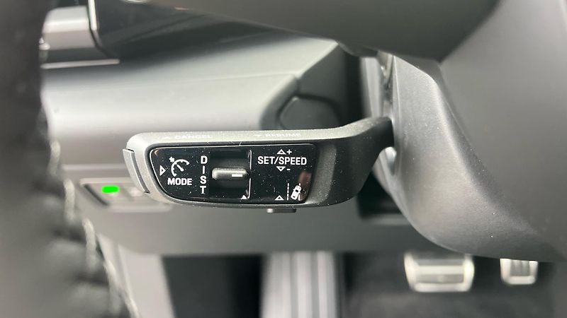 Porsche Macan (2025) Turbo - fotka 26 z 30