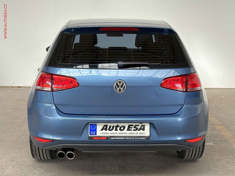 Volkswagen Golf (2013) 1.2 TSi, AC - fotka 5 z 16