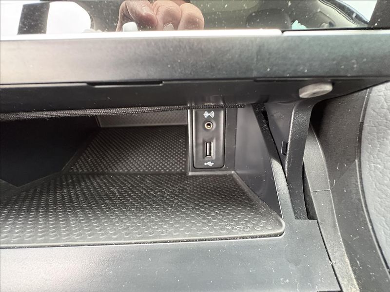 Volkswagen Golf 2,0 TDi 110kW Xen,Pano,Nez.Top - fotka 20 z 41