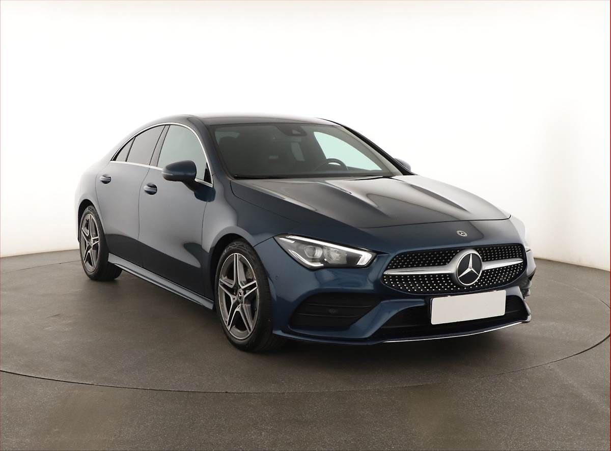 Mercedes-Benz CLA 200