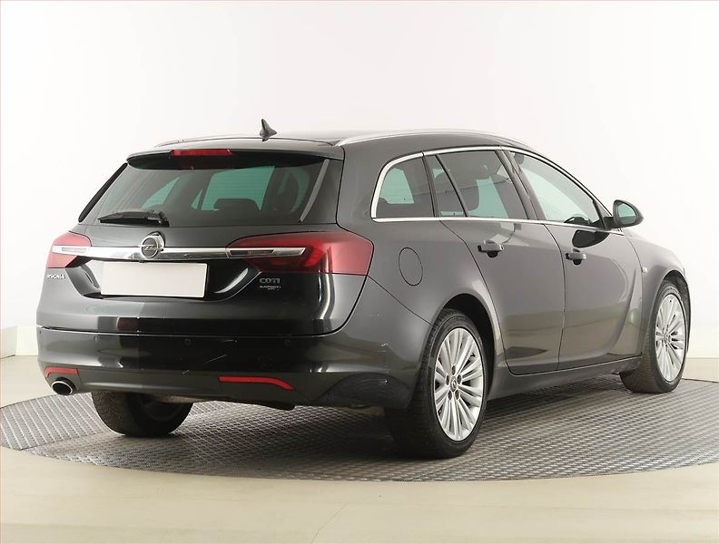 Opel Insignia (2016) 2.0 CDTI, Serv.kniha, Navi - fotka 5 z 23