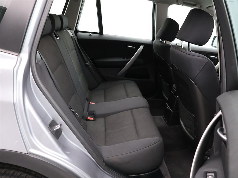 BMW X3 2,0 D xDrive 110kW Xenon Tažné - fotka 12 z 23