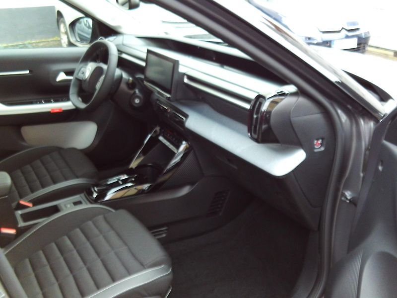 Citroën C3 Aircross (2026) MAX Hybrid 145k Automatic     - fotka 10 z 17