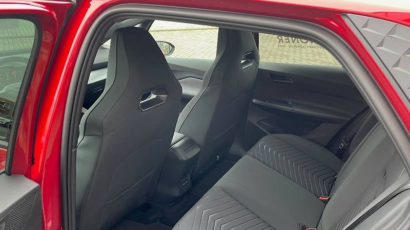 Cupra Born (2023) 58kWh / 204k - fotka 10 z 25
