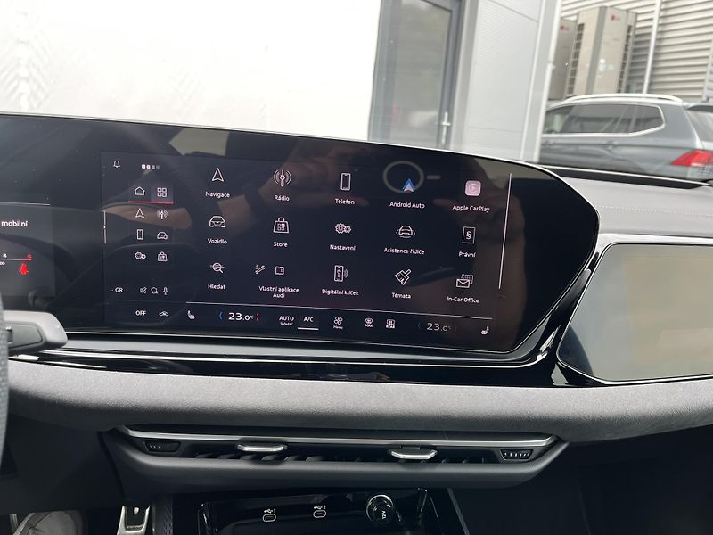 Audi A5 2.0TDi Quattro 150kW S-Line - fotka 18 z 23