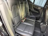 Volvo XC40 2,0 D D4 AWD Momentum - náhled 17