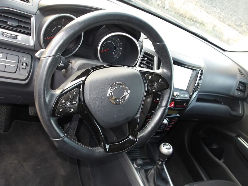 SsangYong XLV 1,6 84kW  XDi Pěkný !! - fotka 19 z 34