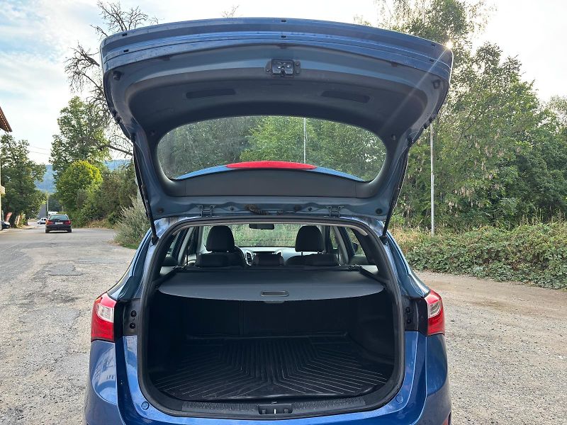 Hyundai i30 (2016) - fotka 6 z 11