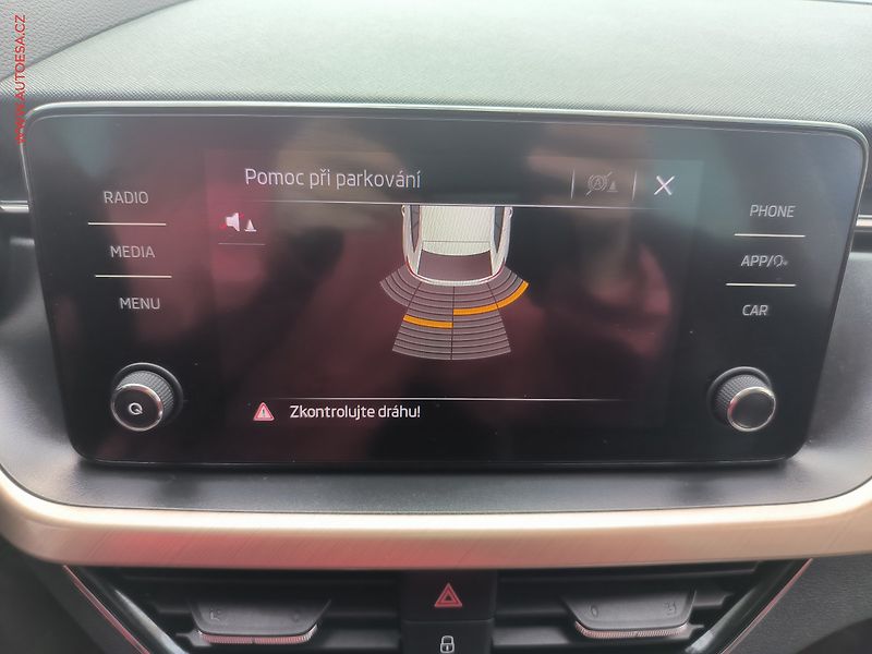 Škoda Scala (2020) 1.5 TSi, 2.maj,ČR, Style, - fotka 16 z 24