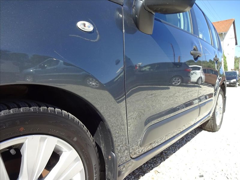 Citroën C3 Picasso 1.4VTI - fotka 13 z 47