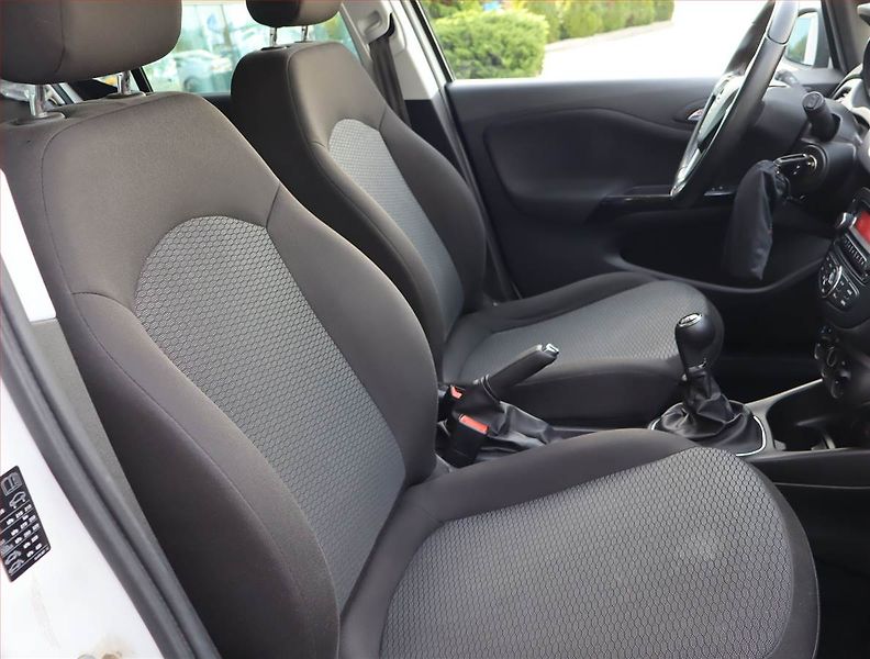 Opel Corsa (2017) 1.4, Serv.kniha, Tempomat - fotka 9 z 19