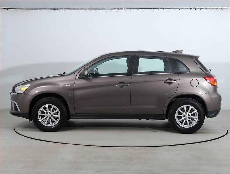 Mitsubishi ASX (2018) Invite 1.6 MIVEC, Tempomat - fotka 3 z 18