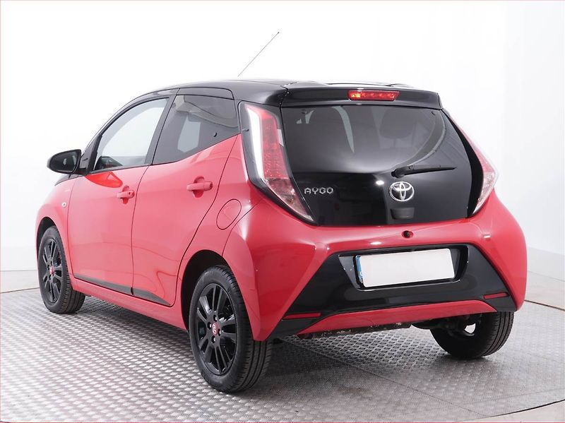 Toyota Aygo (2018) 1.0 VVT-i, Serv.kniha - fotka 4 z 18