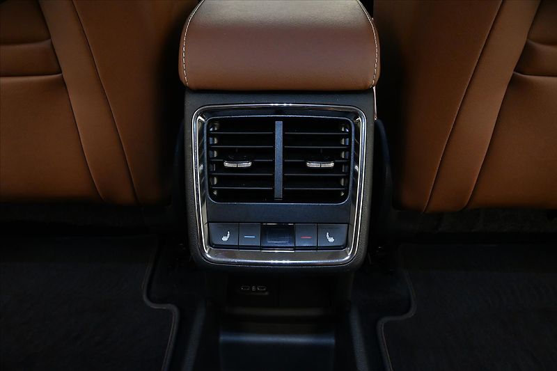 Škoda Enyaq iV 80kW 195kW 4x4 SoH 89% Záru - fotka 22 z 31