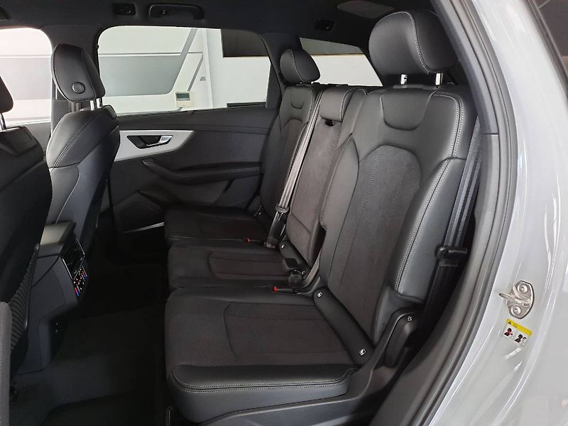 Audi Q7 (2026) 50 TDI quattro (210kW/286k) Ti - fotka 9 z 29