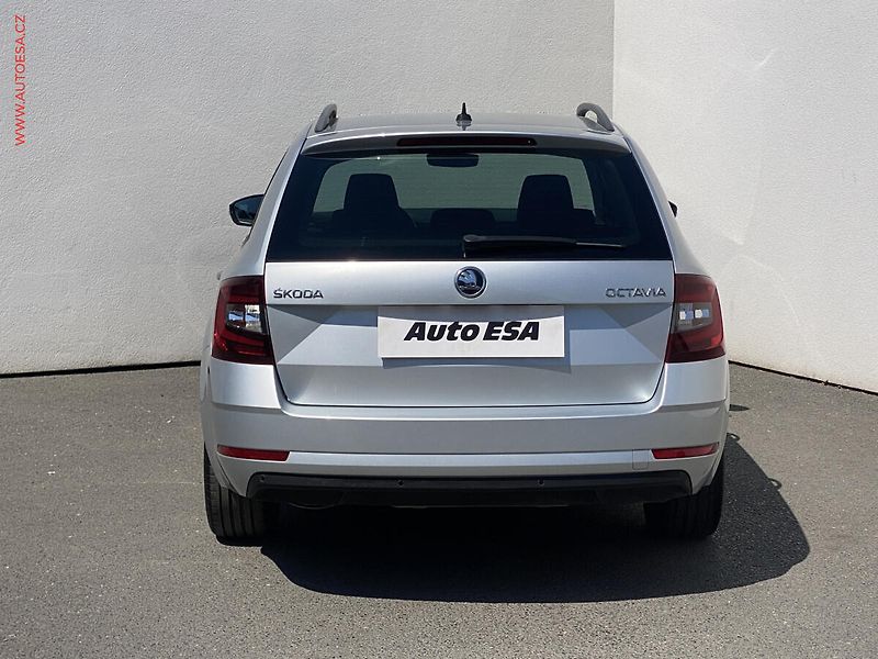 Škoda Octavia (2019) 2.0 TDi, Soleil, LED, navi, - fotka 5 z 19
