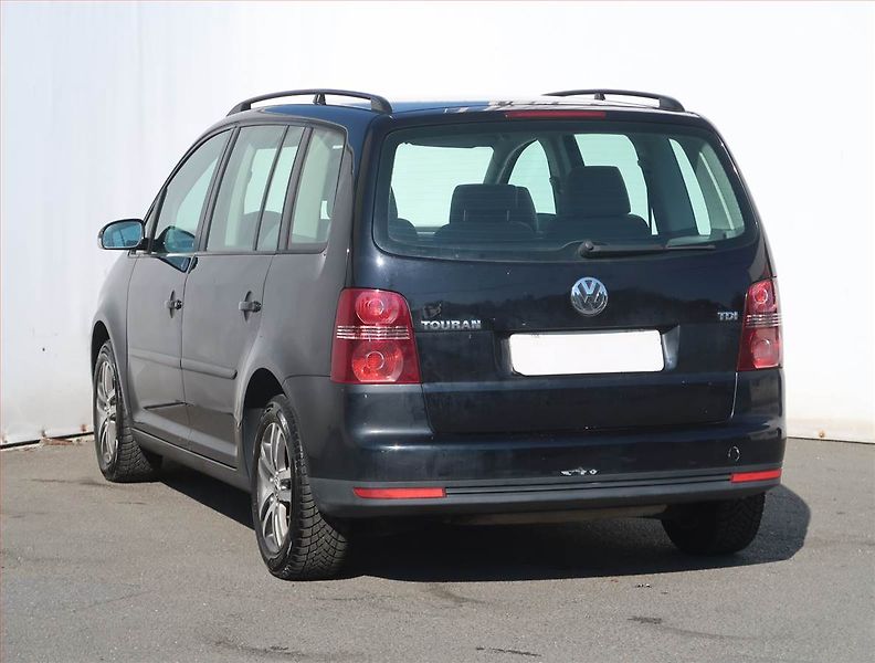 Volkswagen Touran (2008) 1.9 TDI, Tempomat - fotka 4 z 18