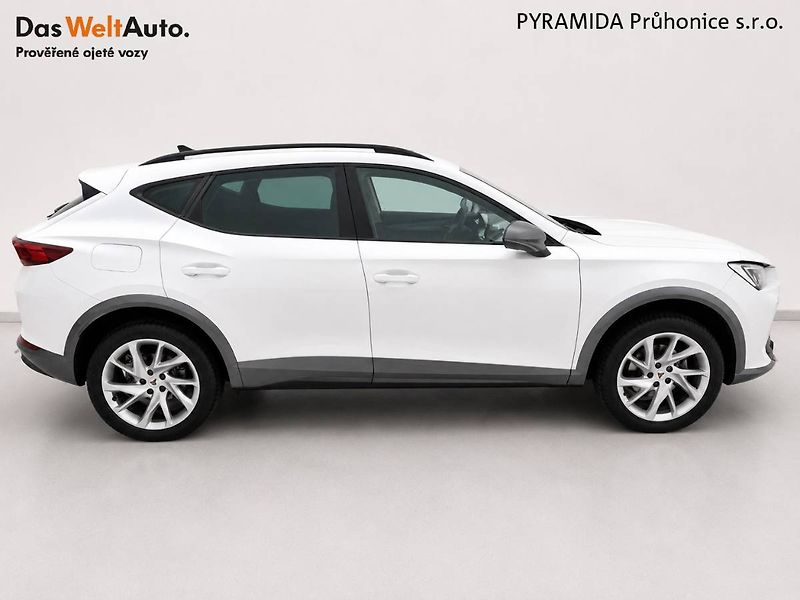Cupra Formentor (2024) 1.5 TSI 110 kW DSG - fotka 6 z 22