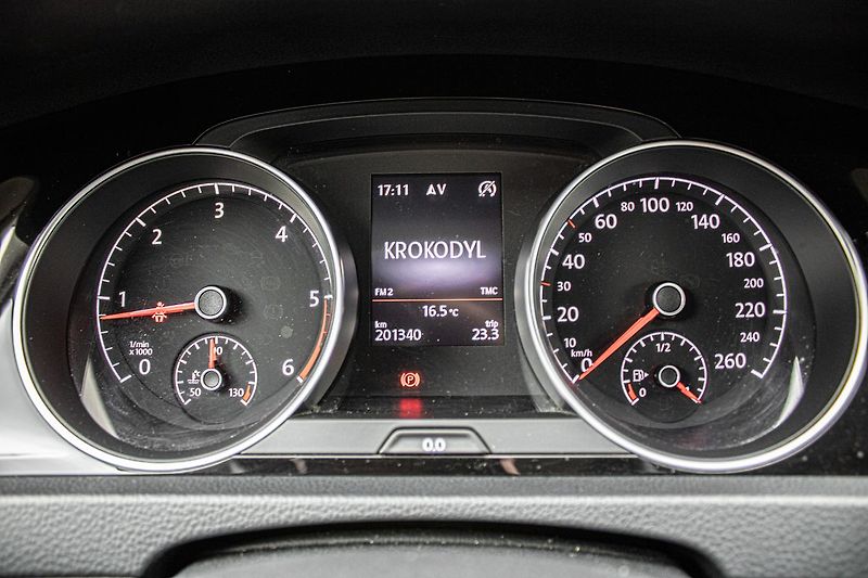 Volkswagen Golf - fotka 16 z 33