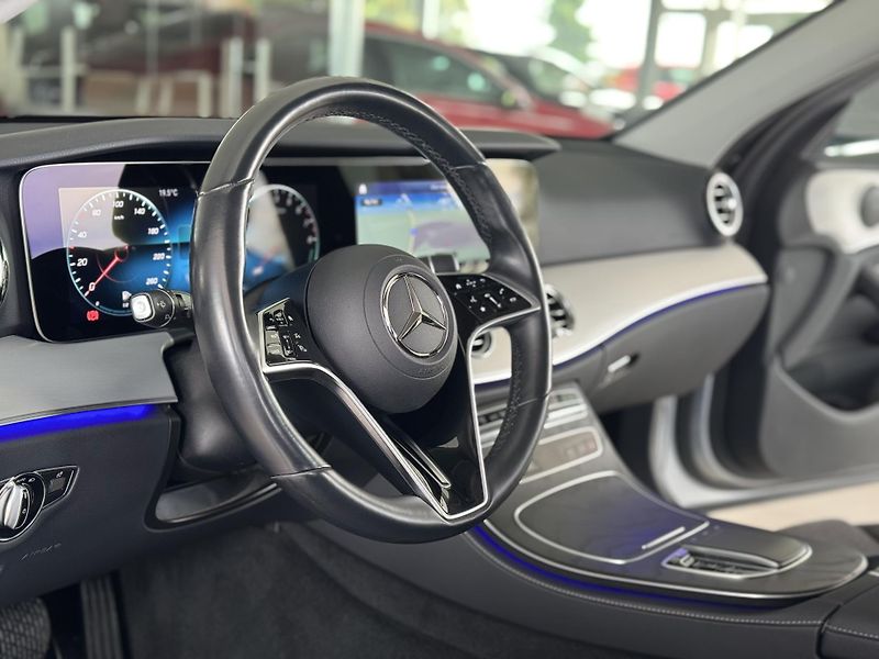 Mercedes-Benz Třídy E 300e 235kW*Webasto*Tažné*DPH - fotka 12 z 41
