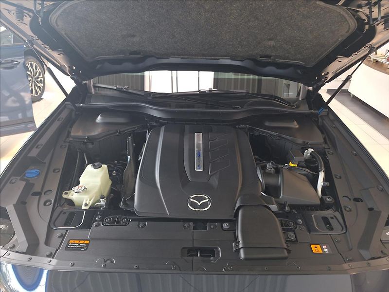 Mazda CX-80 2.5 e-SKYACTIV PHEV 327ps 8AT - fotka 18 z 18