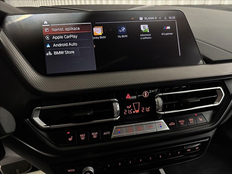 BMW Řada 1 120i M Sport Virtual Pano LED - fotka 31 z 47