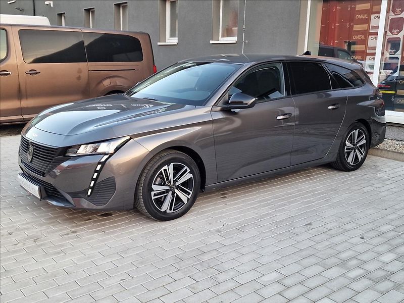 Peugeot 308 1.2Puretech Active Pack SW,ČR - fotka 6 z 47