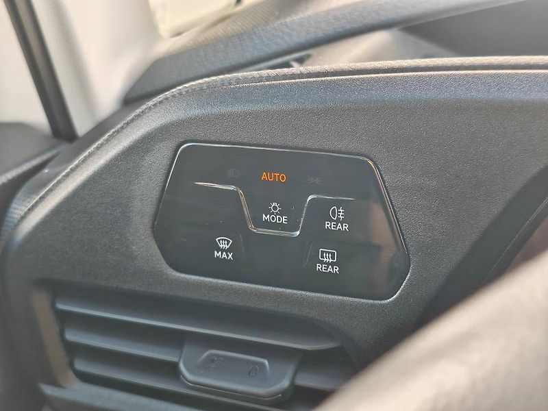 Volkswagen Caddy 6G 1,5TSI - fotka 17 z 21