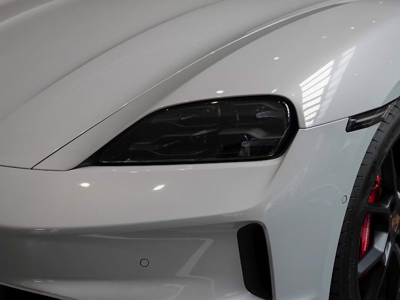Porsche Taycan 4S Sport Turismo Pano 360 Soft - fotka 7 z 29