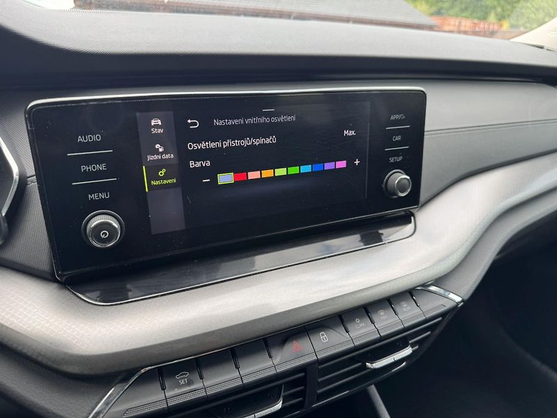 Škoda Octavia 2.0TDI 110kw 4x4 DSG + tažné z - fotka 23 z 46