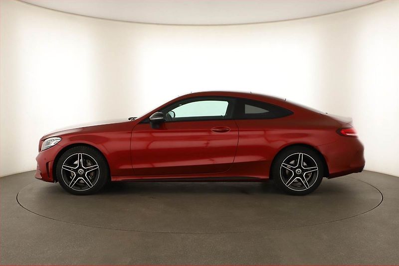 Mercedes-Benz Třídy C (2018) C 220 d - fotka 3 z 23