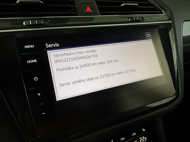 Volkswagen Tiguan 2,0 TDi  DSG Active LED Assist - fotka 33 z 49