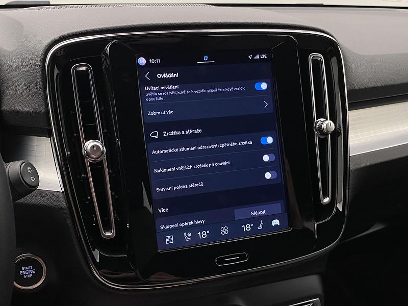 Volvo XC40 B4 BRIGHT PLUS AUT CZ - fotka 45 z 56