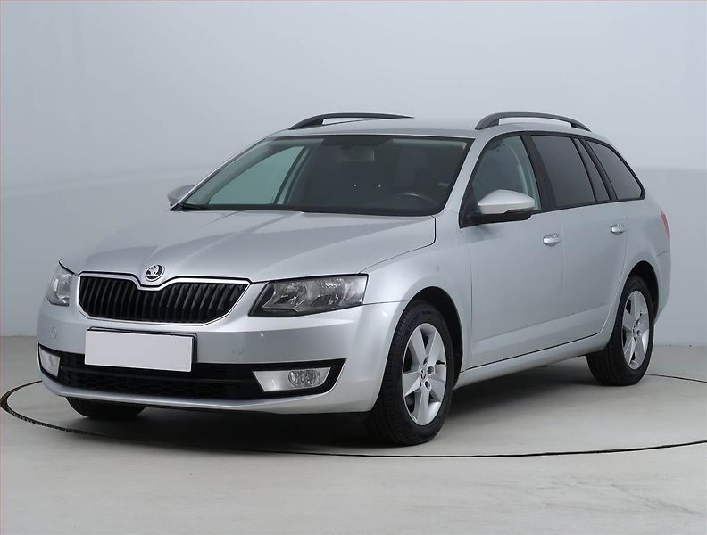 Škoda Octavia (2014) 1.6 TDI, Serv.kniha, Tempomat - fotka 2 z 17