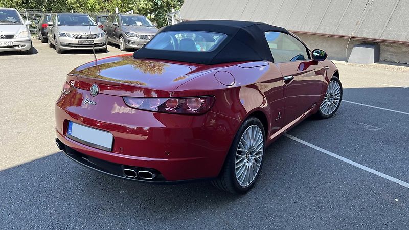 Alfa Romeo Spider 3.2 V6 JTS Q4 191kW - fotka 4 z 24