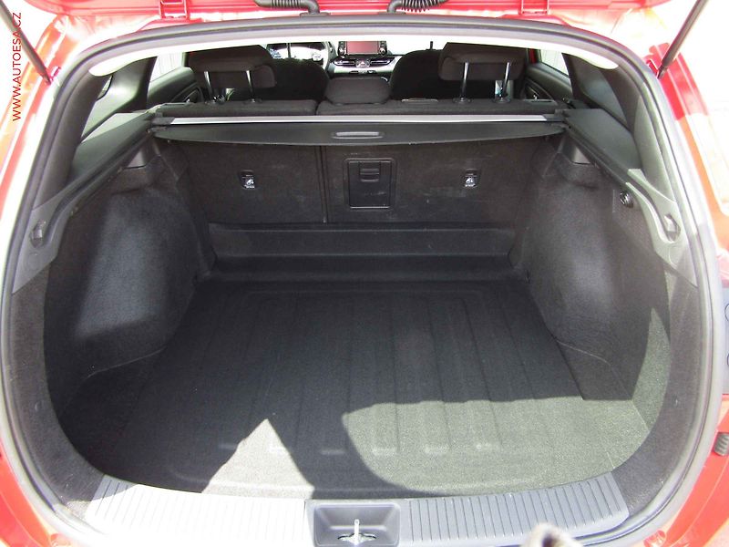 Hyundai i30 (2023) 1.0 T-GDi, ČR, Smart - fotka 7 z 21