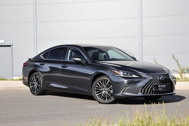 Lexus ES 300h 300H 2,5 HEV LIMITED EDITION - fotka 2 z 26