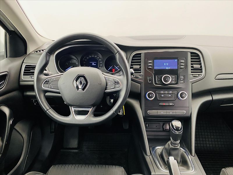 Renault Mégane 1,3 i 75Kw po servise - fotka 9 z 25