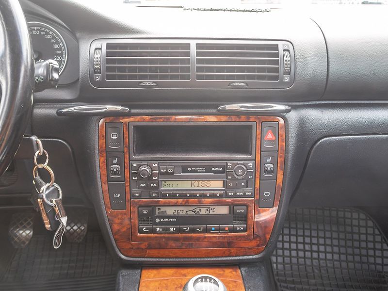 Volkswagen Passat (2003) 1.9TDI 96KW 4x4 – ROZVODY - fotka 19 z 47