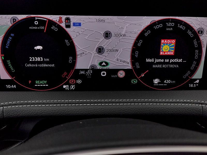 Škoda Superb (2025) iV SportLine 1,5 Tsi 150 Kw DS - fotka 8 z 44