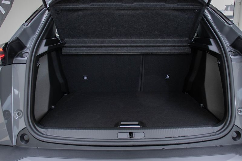 Peugeot 2008 (2026) ALLURE Turbo 100 MAN6 - fotka 7 z 15