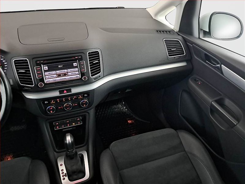 Volkswagen Sharan (2015) Highline 2.0 TDI - fotka 8 z 22