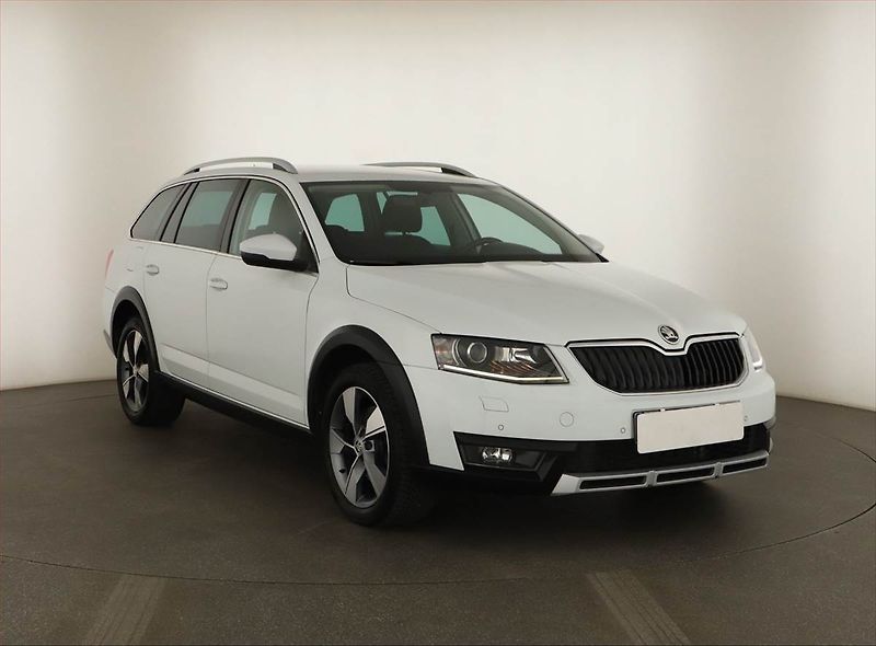 Škoda Octavia (2017) Scout 2.0 TDI, 4X4, Automat - fotografie inzerátu