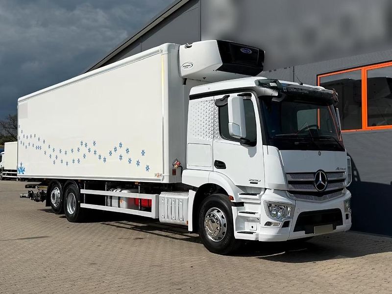 Mercedes-Benz Actros (2018) 2530 6x2 chlaďák EURO 6 - fotka 5 z 19